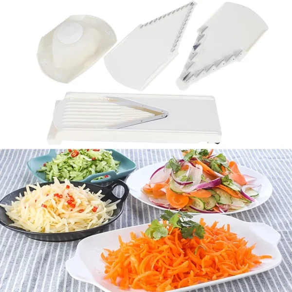 mandoline-de-cuisine-multifonction-set-complet Mandoline de cuisine blanche avec lame en V, protège-main et lames interchangeables, accompagnée de plusieurs assiettes de légumes tranchés en julienne, rondelles et effilochés